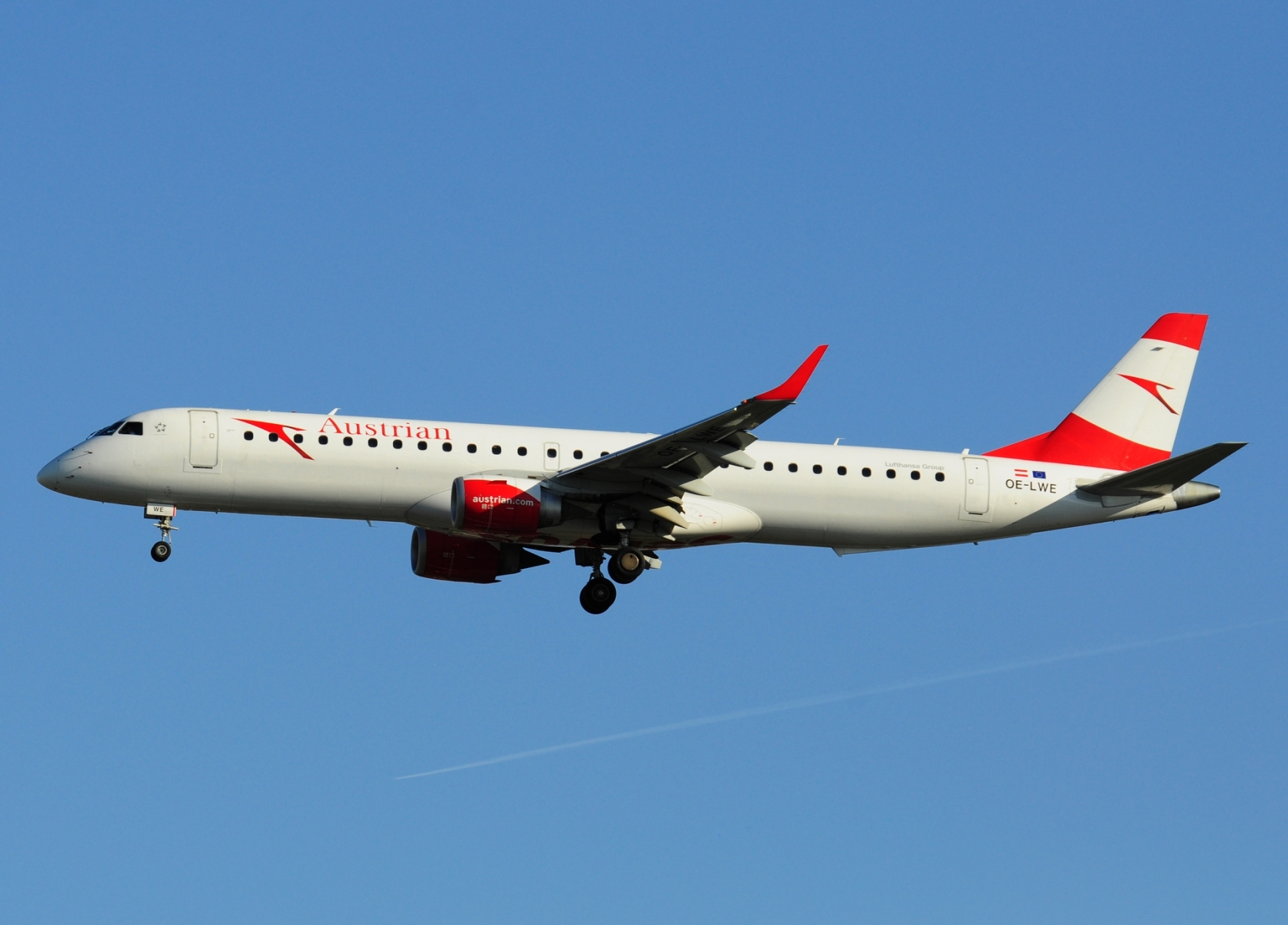 OE-LWE - ERJ-195LR (ERJ-190-200 LR) - Austrian Airlines - BRU - 11-05-2025