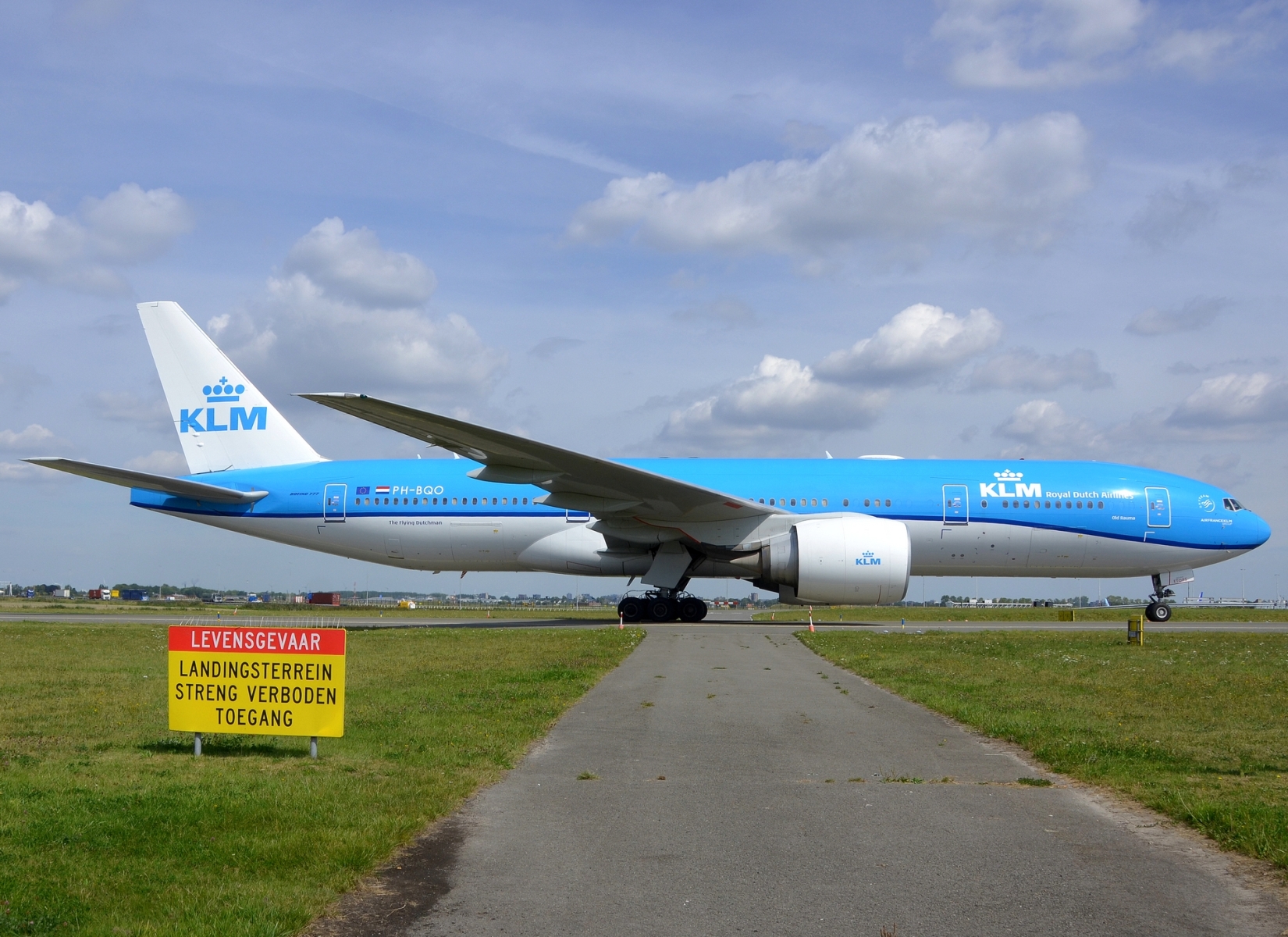 PH-BQO - 777-206(ER) - KLM Royal Dutch Airlines - AMS - 25-08-2025