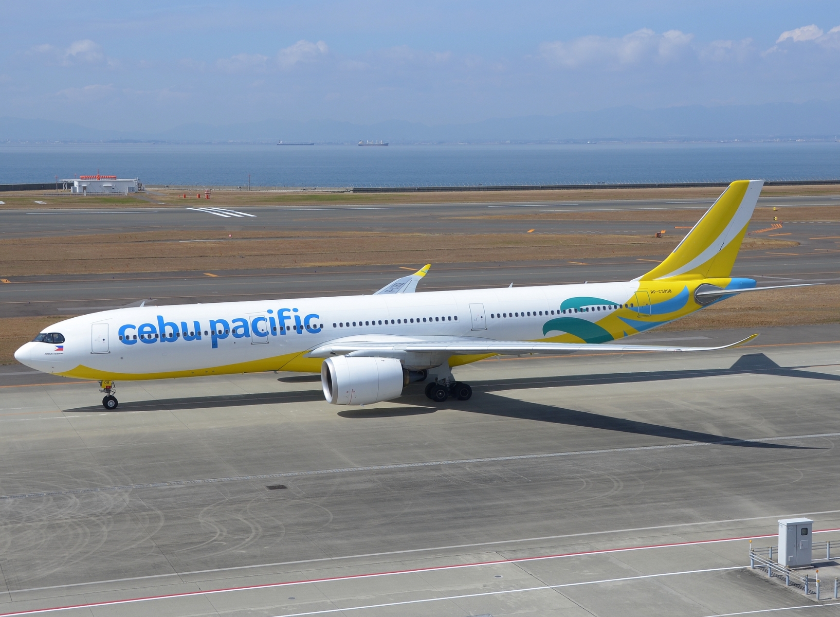 RP-C3908 - A330-941 - CEBU Pacific Air - NGO - 18-03-2025b