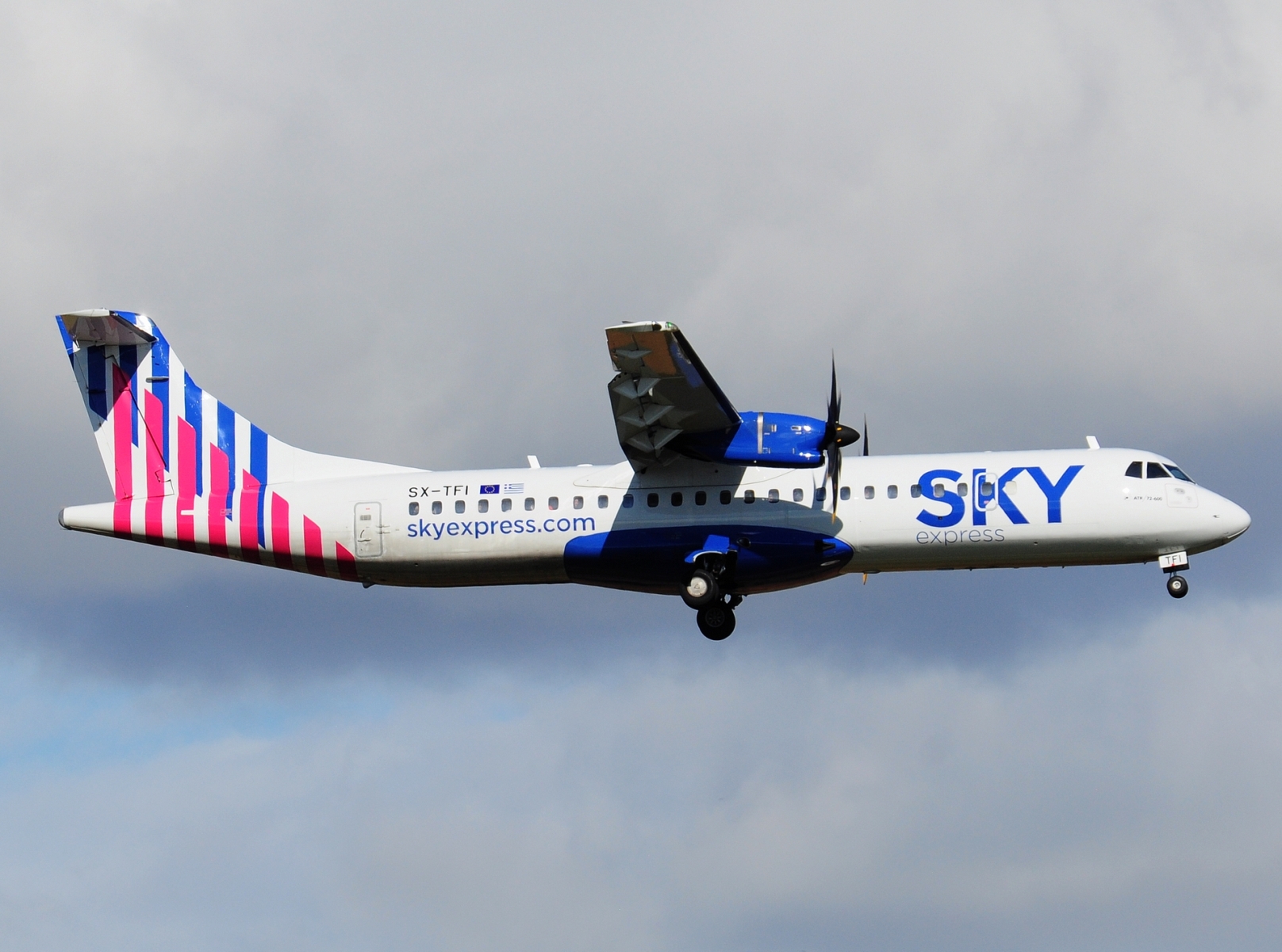 SX-TFI - ATR 72-600 (72-212A) - Sky Express - ATH - 03-04-2025