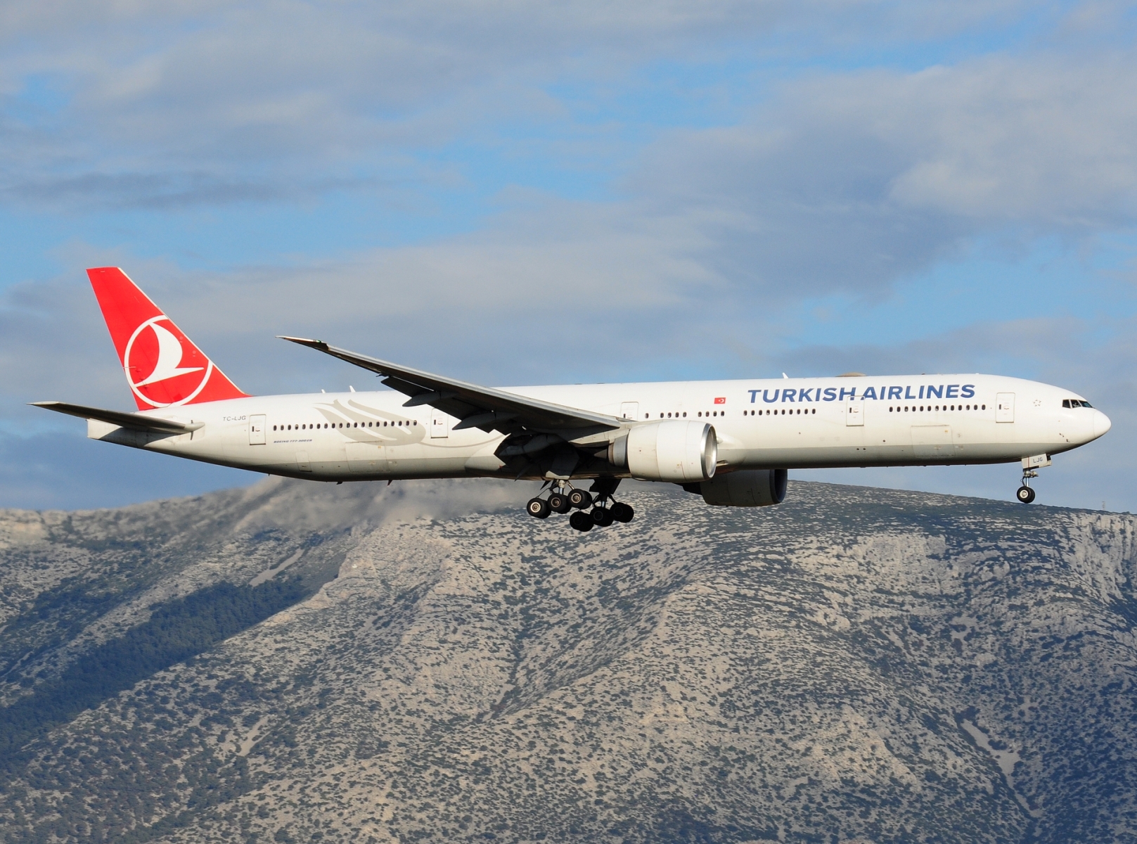 TC-LJG - 777-3F2(ER) - Turkish Airlines - ATH - 03-04-2025