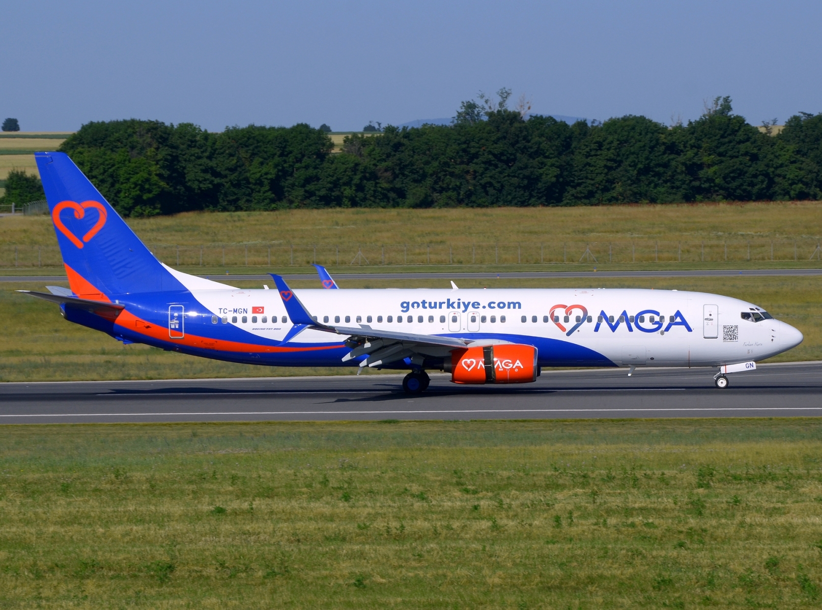 TC-MGN - 737-8S3(WL) - MG (Mavi Gok) Aviation - VIE - 25-06-2025