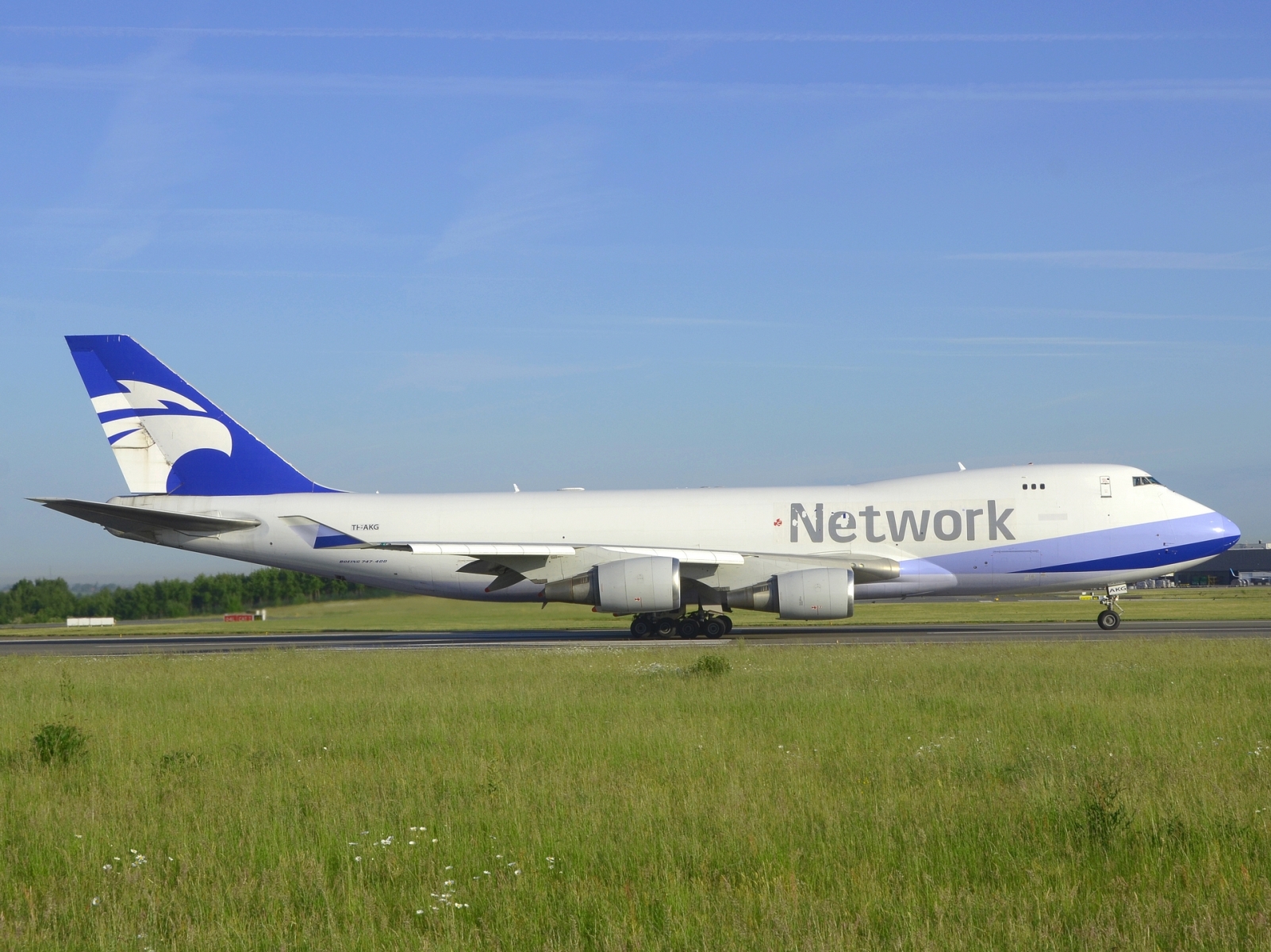 TF-AKG - 747-409F - Network Aviation - LGG - 20-05-2025b