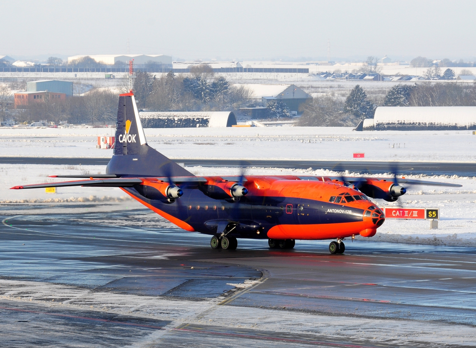 UR-CNN - Antonov An-12BK - Cavok Air - LGG - 10-01-2025b