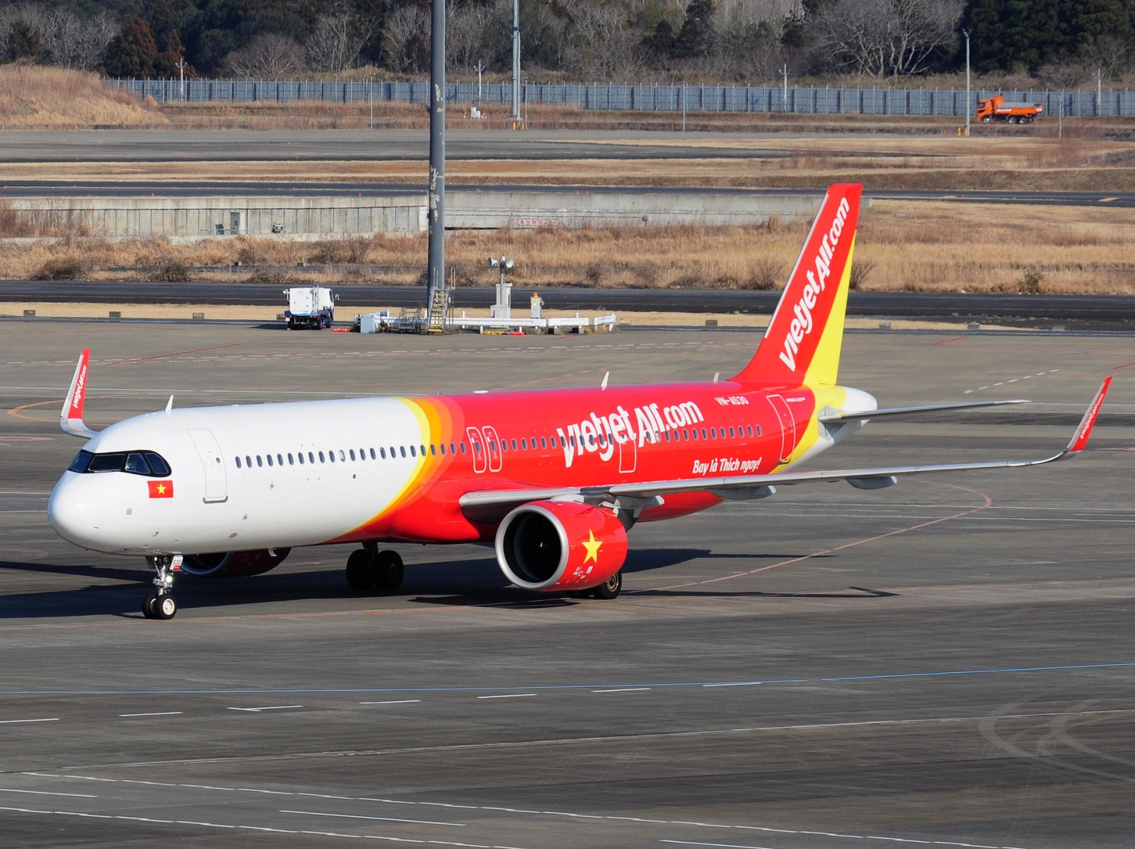 VN-A530 - A321-271NX(WL) - VietJetAir - NRT - 21-03-2025c