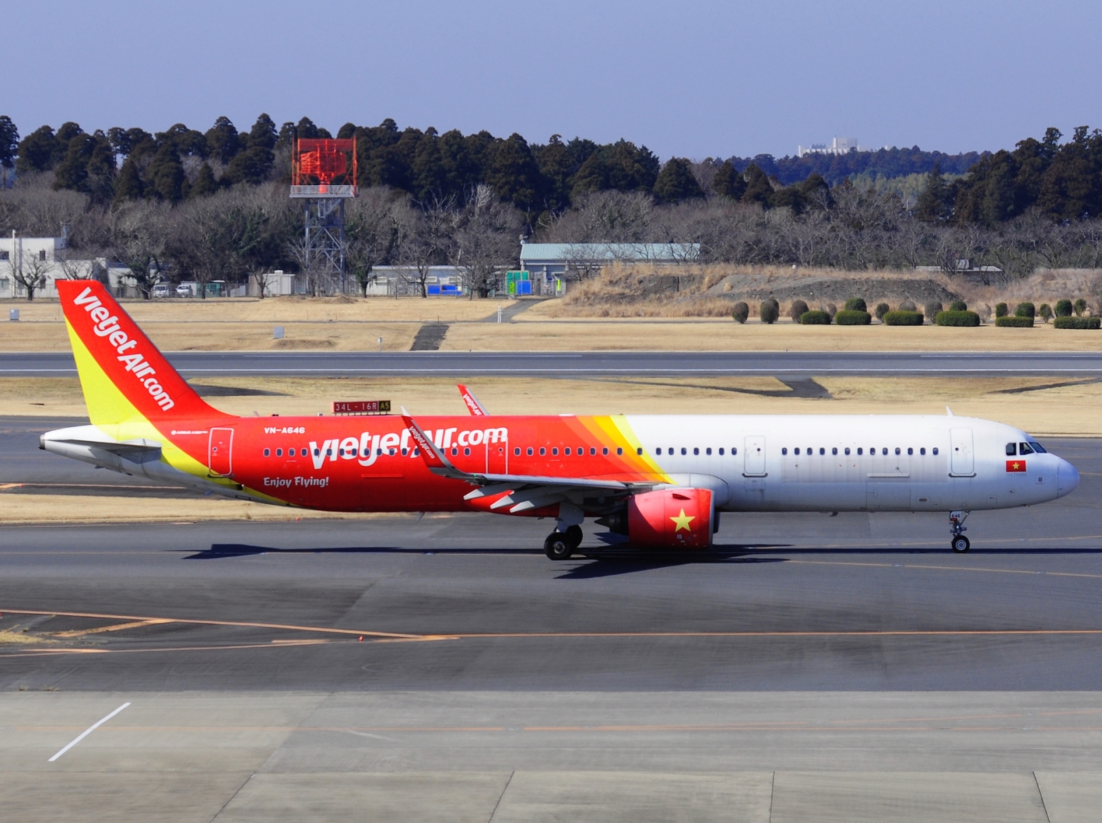 VN-A646 - A321-271N(WL) - VietJetAir - NRT - 21-03-2025b