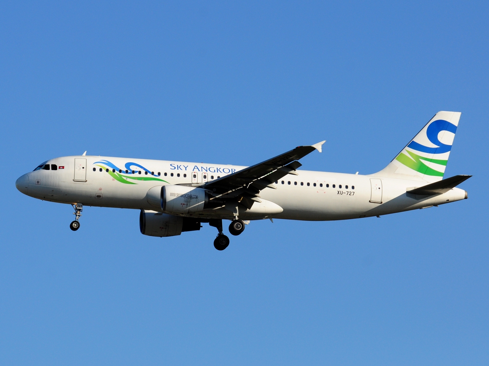 XU-727 - A320-214 - Sky Angkor Airlines - BRU - 11-05-2025