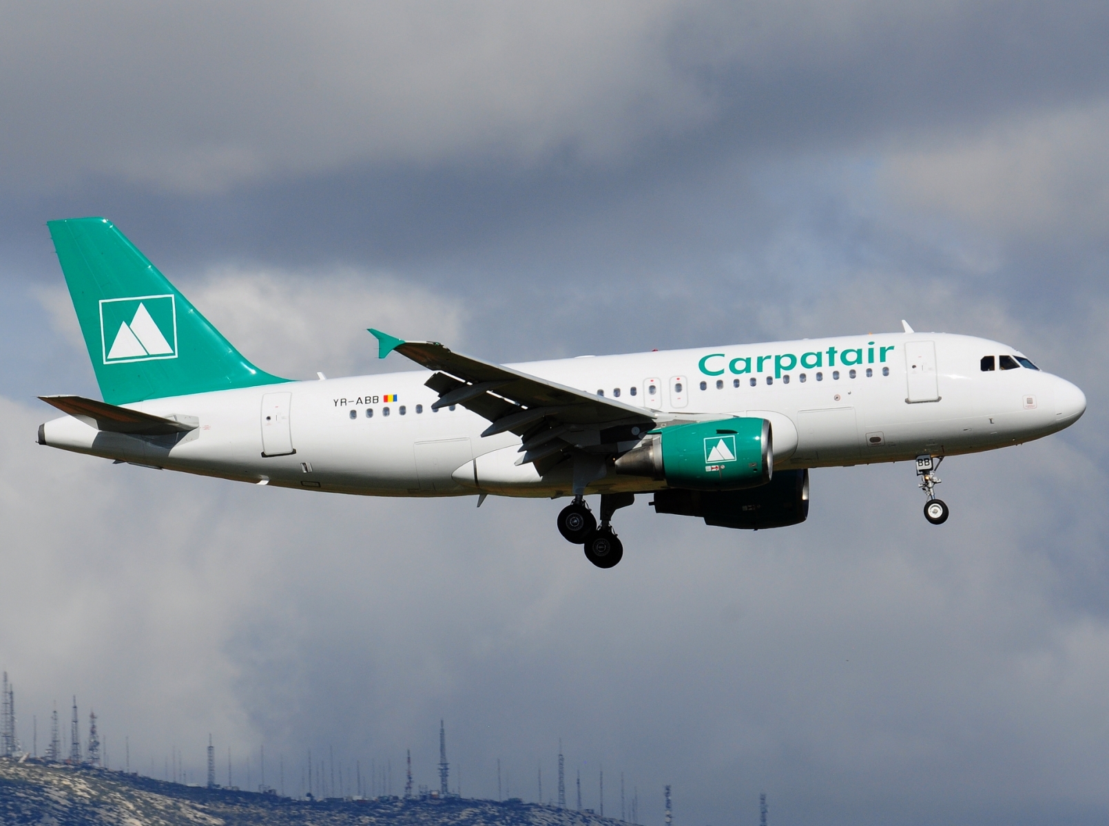 YR-ABB - A319-112 - Carpatair - ATH - 03-04-2025