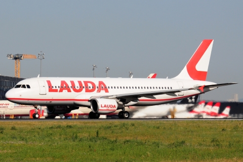9H-LOQ - A320-214 - Lauda Europe - VIE - 26-06-2025b