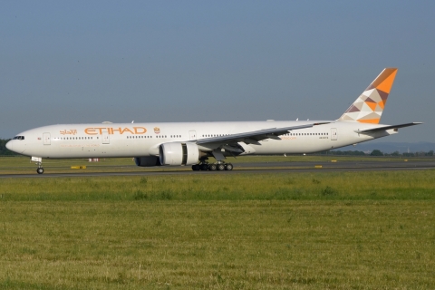 A6-ETA - 777-3FX(ER) - Etihad Airways - VIE - 26-06-2025