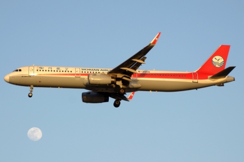 B-300A - A321-231(WL) - Sichuan Airlines - PEK - 12-03-2025