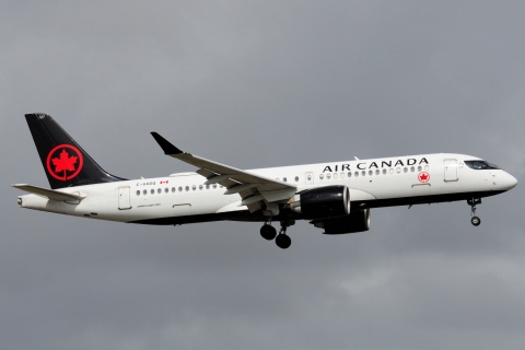 C-GVDQ - A220-300 - Air Canada - MIA - 30-11-2025