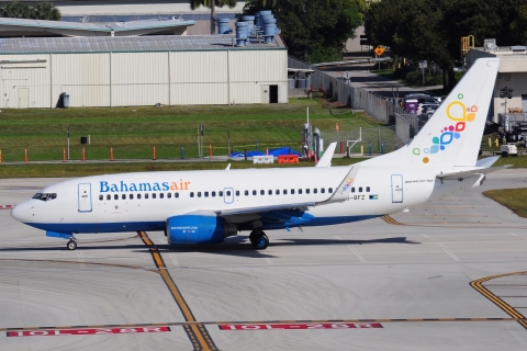 C6-BFZ - 737-752(WL) - Bahamasair - FLL - 27-11-2025