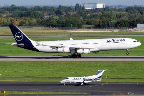 D-AIFE - A340-313 - Lufthansa - DUS - 19-08-2025