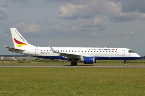 D-AKJC - ERJ-190LR (ERJ-190-100 LR) - German Airways - AMS - 25-08-2025b