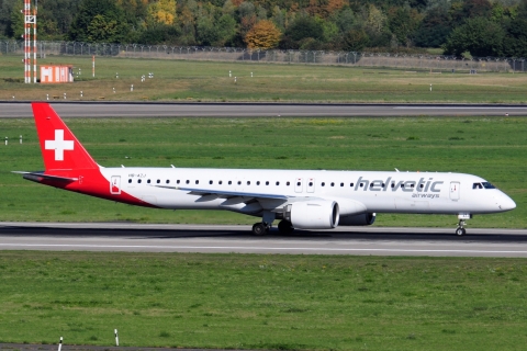 HB-AZJ - ERJ-195-E2 (ERJ-190-400 STD) - Helvetic Airways - DUS - 19-08-2025
