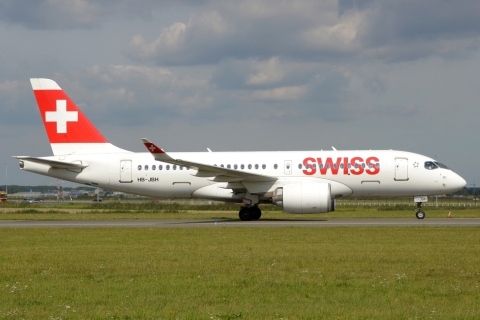 HB-JBH - A220-100 - Swiss - AMS - 25-08-2025