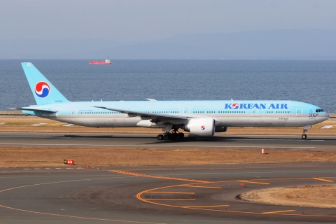 HL8346 - 777-3B5(ER) - Korean Air Lines - NGO - 18-03-2025
