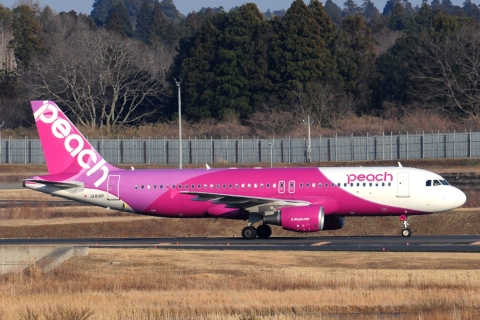 JA818P - A320-214(WL) - Peach - NRT - 21-03-2025b