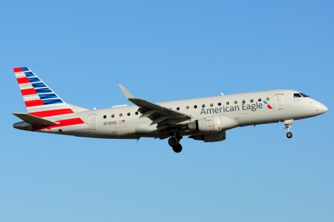 N118HQ - ERJ-175LR (ERJ-170-200 LR) - American Eagle - MIA - 29-11-2025
