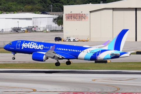 N3267J - A220-300 - JetBlue Airways - FLL - 27-11-2025