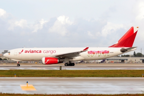 N330QT - A330-243F - Avianca Cargo - MIA - 30-11-2025