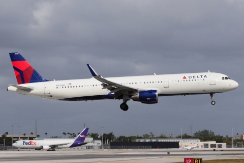 N376DN - A321-211(WL) - Delta Air Lines - MIA - 29-11-2025