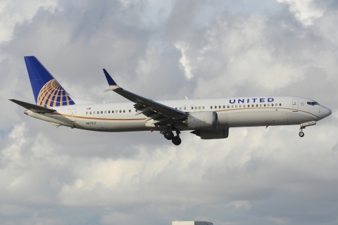 N47512 - 737-9 MAX - United Airlines - MIA - 26-11-2025