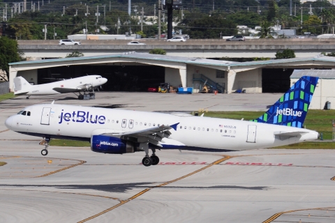 N592JB - A320-232 - JetBlue Airways - FLL - 27-11-2025