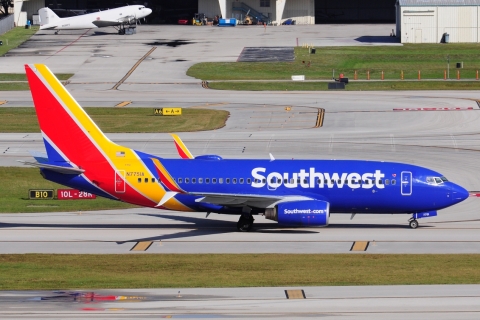 N7751A - 737-7BD(WL) - Southwest Airlines - FLL - 27-11-2025b