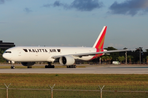 N780CK - 777-36N(ER) - Kalitta Air - MIA - 26-11-2025b