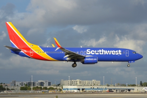 N8584Z - 737-800(WL) - Southwest Airlines - MIA - 26-11-2025