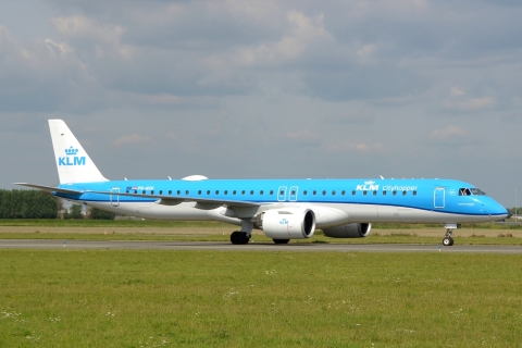 PH-NXK - ERJ-195-E2 (ERJ-190-400 STD) - KLM Cityhopper - AMS - 25-08-2025
