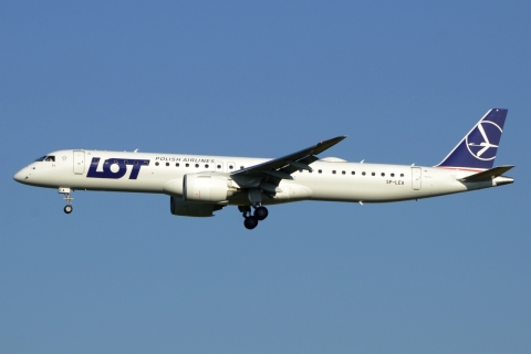 SP-LEA - ERJ-195-E2 (ERJ-190-400 STD) - LOT _ Polish Airlines - BRU - 13-05-2025