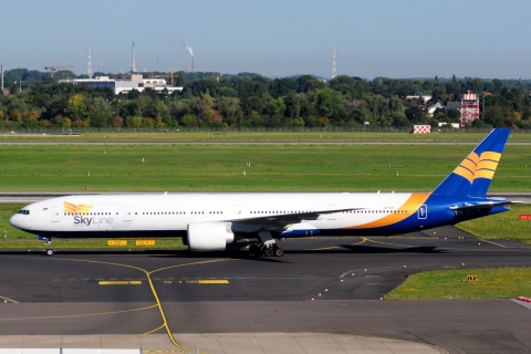 UR-AZR - 777-31H(ER) - Skyline Express Airline - DUS - 19-08-2025c