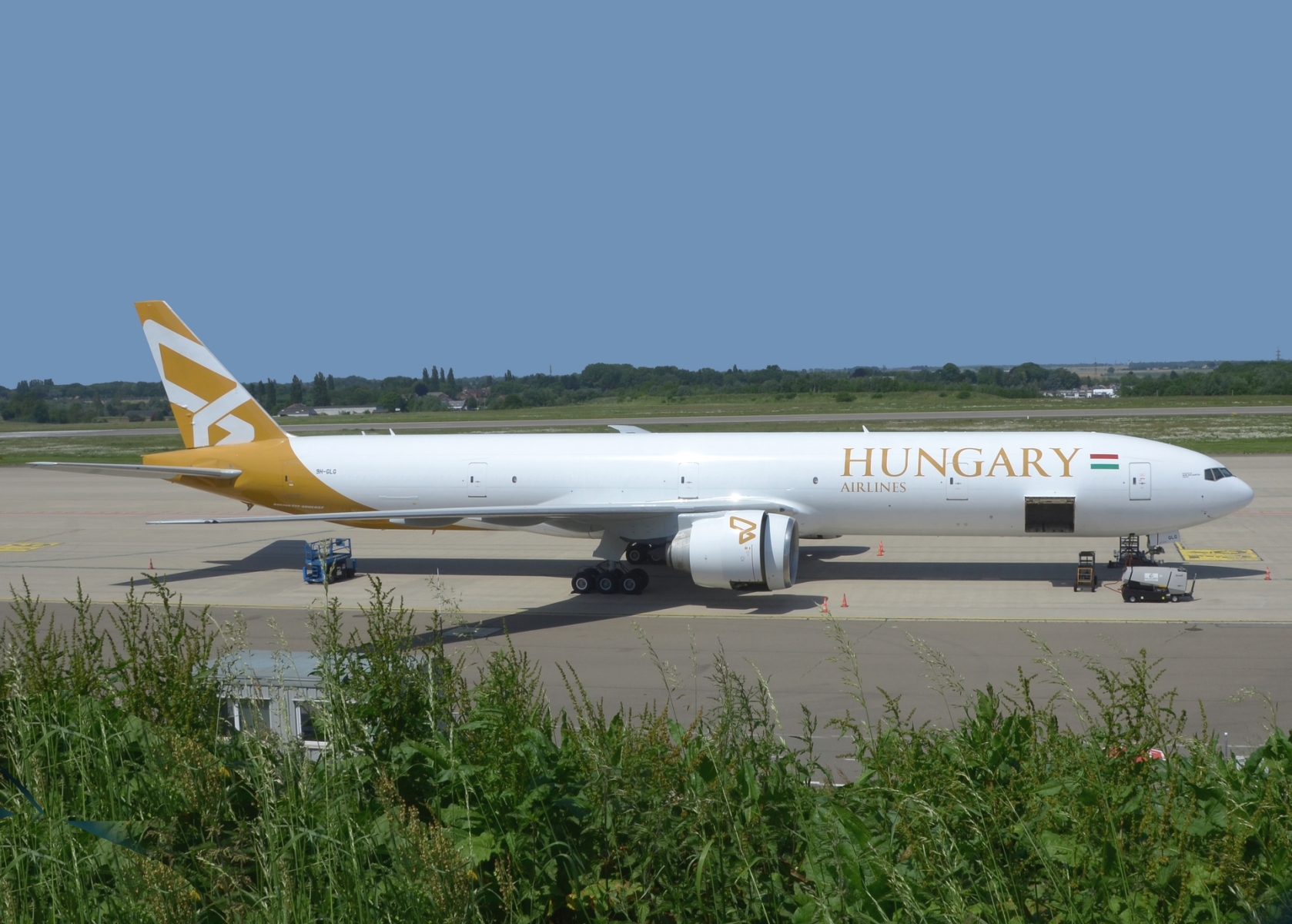 9H-GLG _ 777-36N(ER) _ Hungary Airlines _ LGG _ EBLG _ 29-09-2026