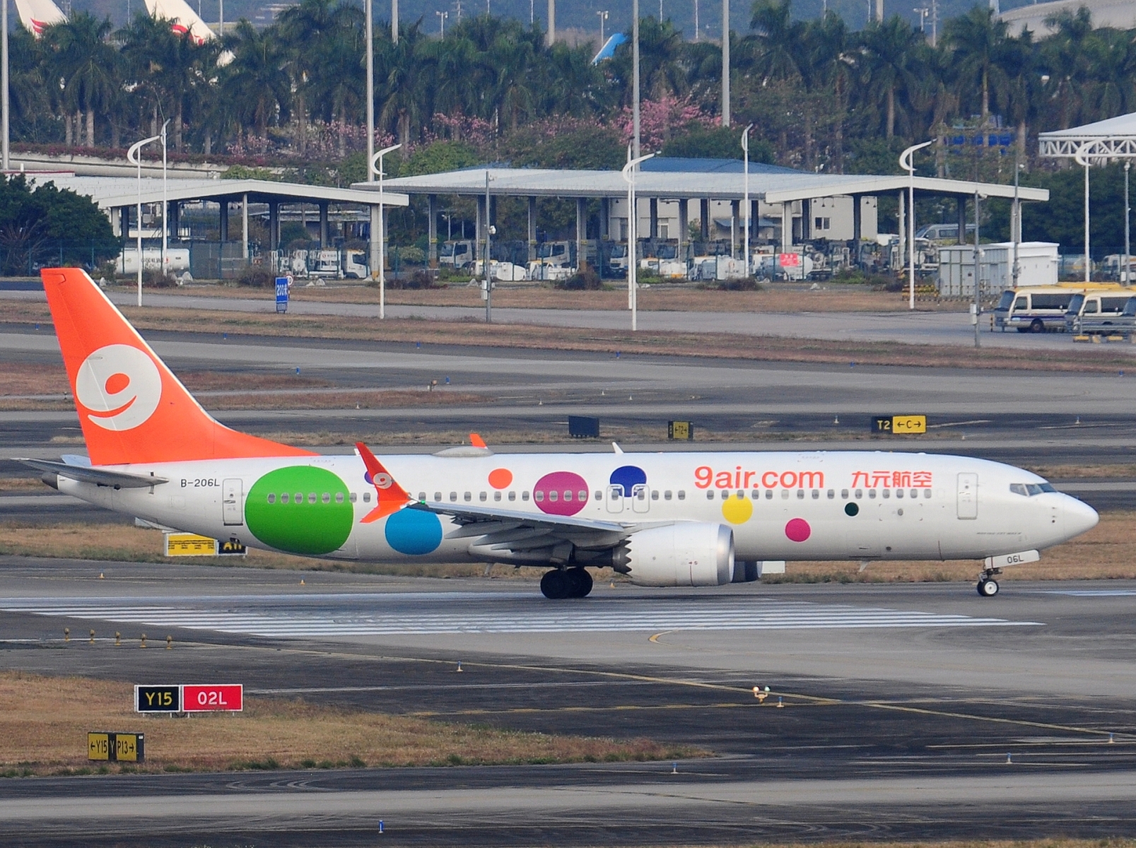 B-206L _ 737-8 MAX _ 9 Air _ CAN _ ZGGG _ 08-02-2026