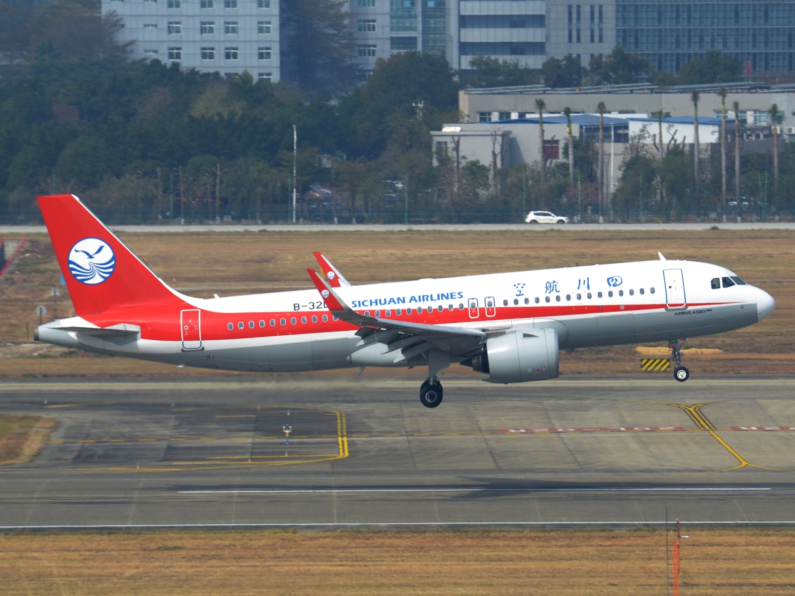 B-32LK _ A320-271N(WL) _ Sichuan Airlines _ CAN _ ZGGG _ 07-02-2026
