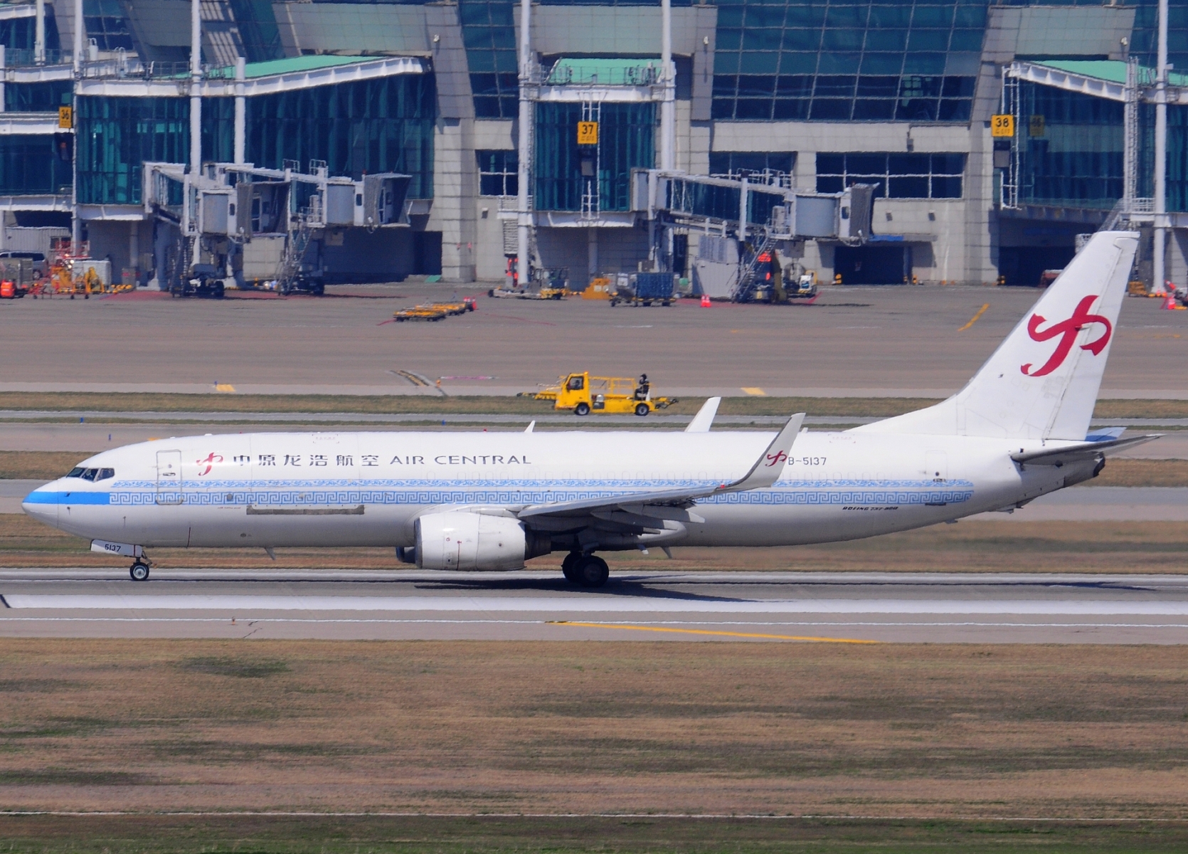 B-5137 _ 737-84P(WL) _ China Central Airlines _ ICN _ RKSI _ 01-05-2026