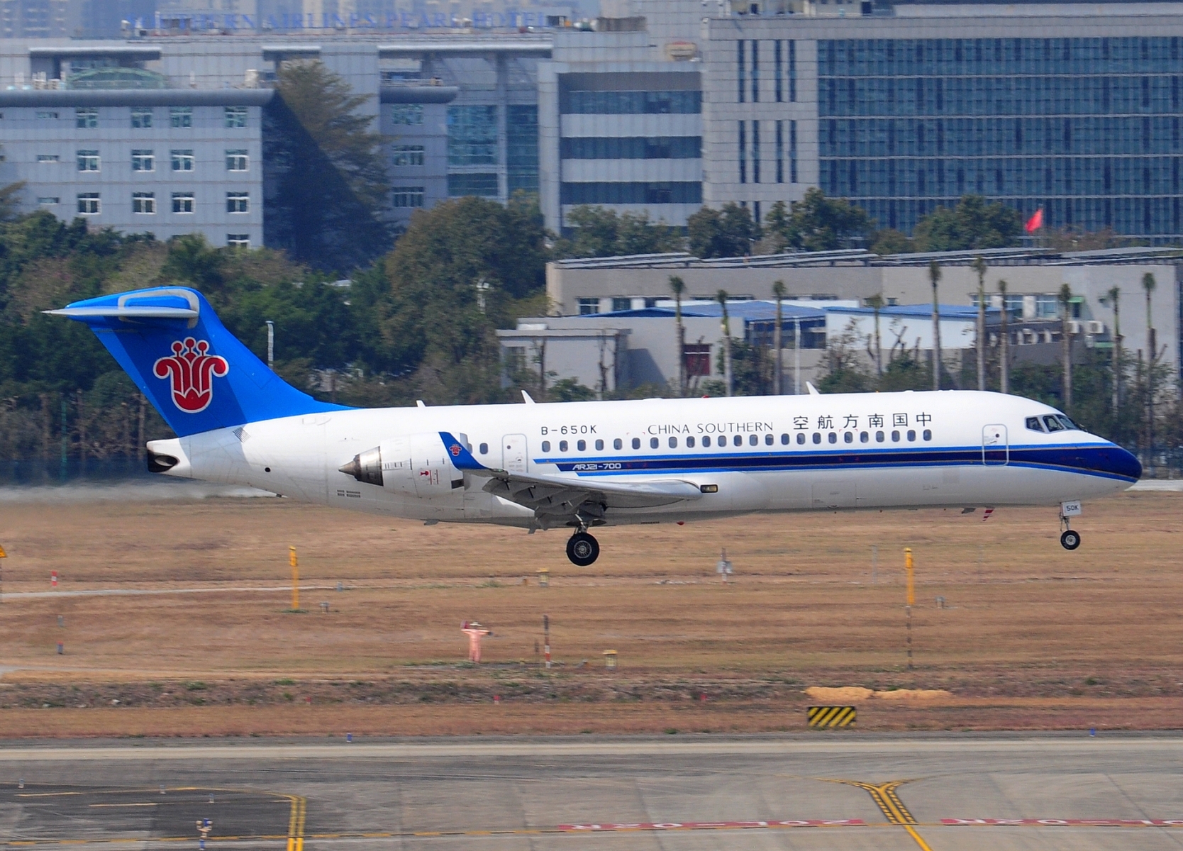 B-650K _ COMAC C909 (ARJ21-700) _ China Southern Airlines _ CAN _ ZGGG _ 08-02-2026