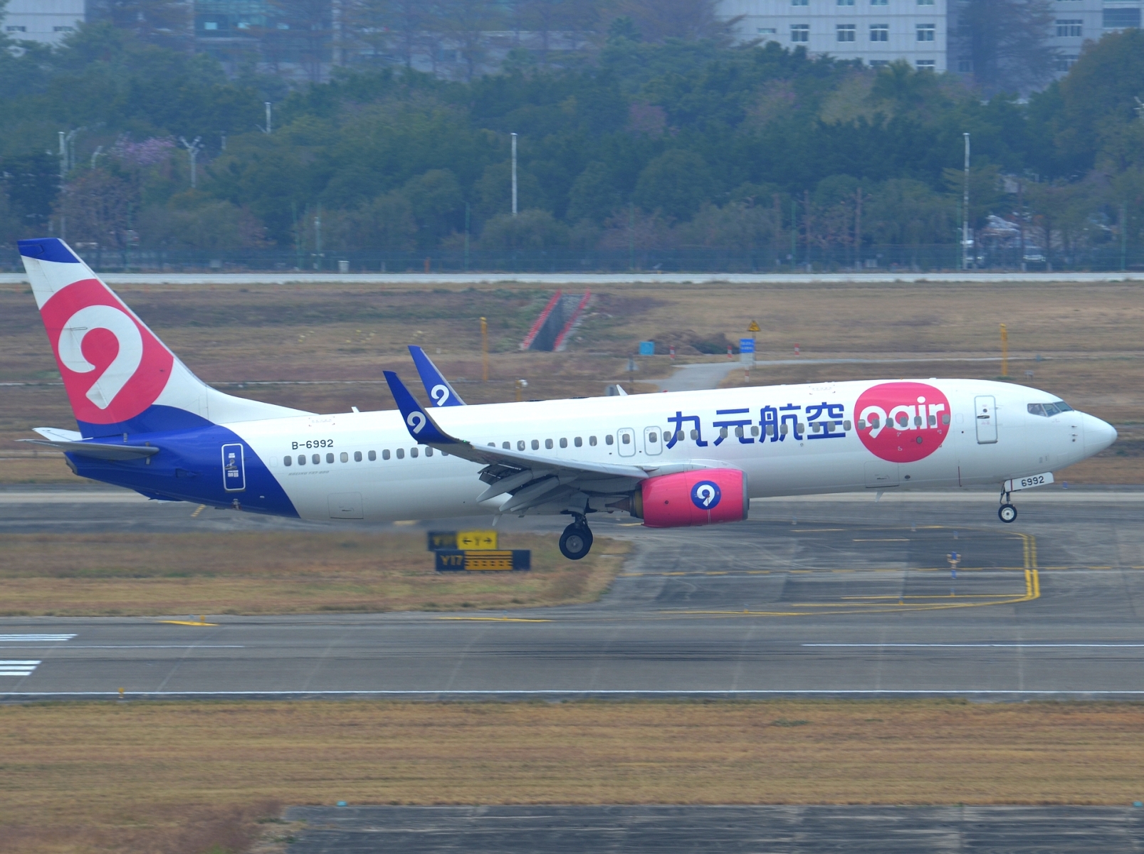 B-6992 _ 737-86N(WL) _ 9 Air _ CAN _ ZGGG _ 06-02-2026