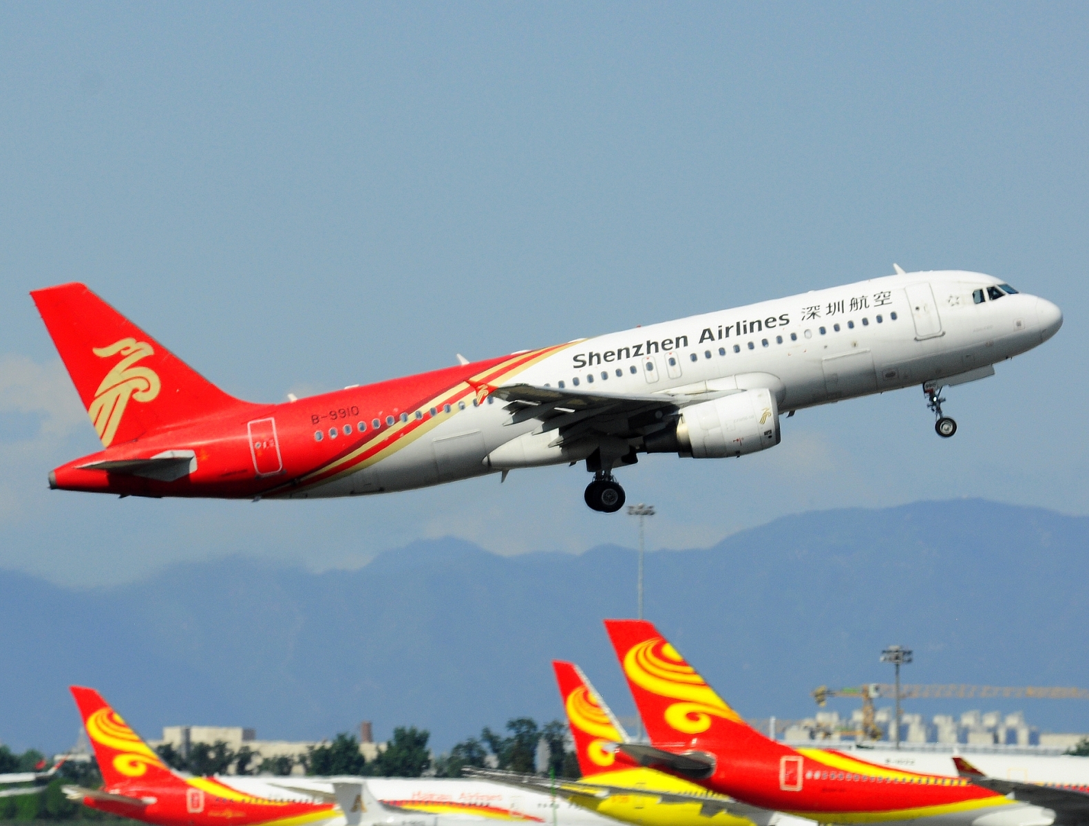 B-9910 _ A320-214 _ Shenzhen Airlines _ PEK _ ZBAA _ 28-04-2026