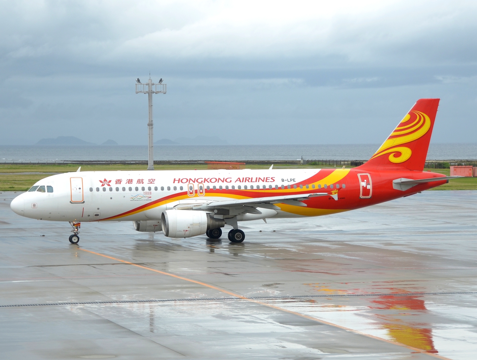 B-LPE _ A320-214 _ Hong Kong Airlines _ OKA _ ROAH _ 08-05-2026