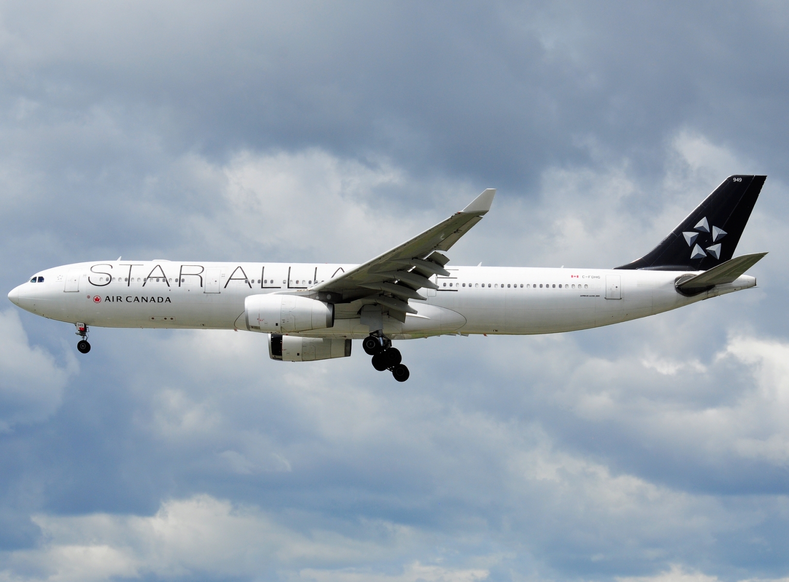 C-FDHG _ A330-343 _ Air Canada _ YUL _ CYUL _ 24-06-2026