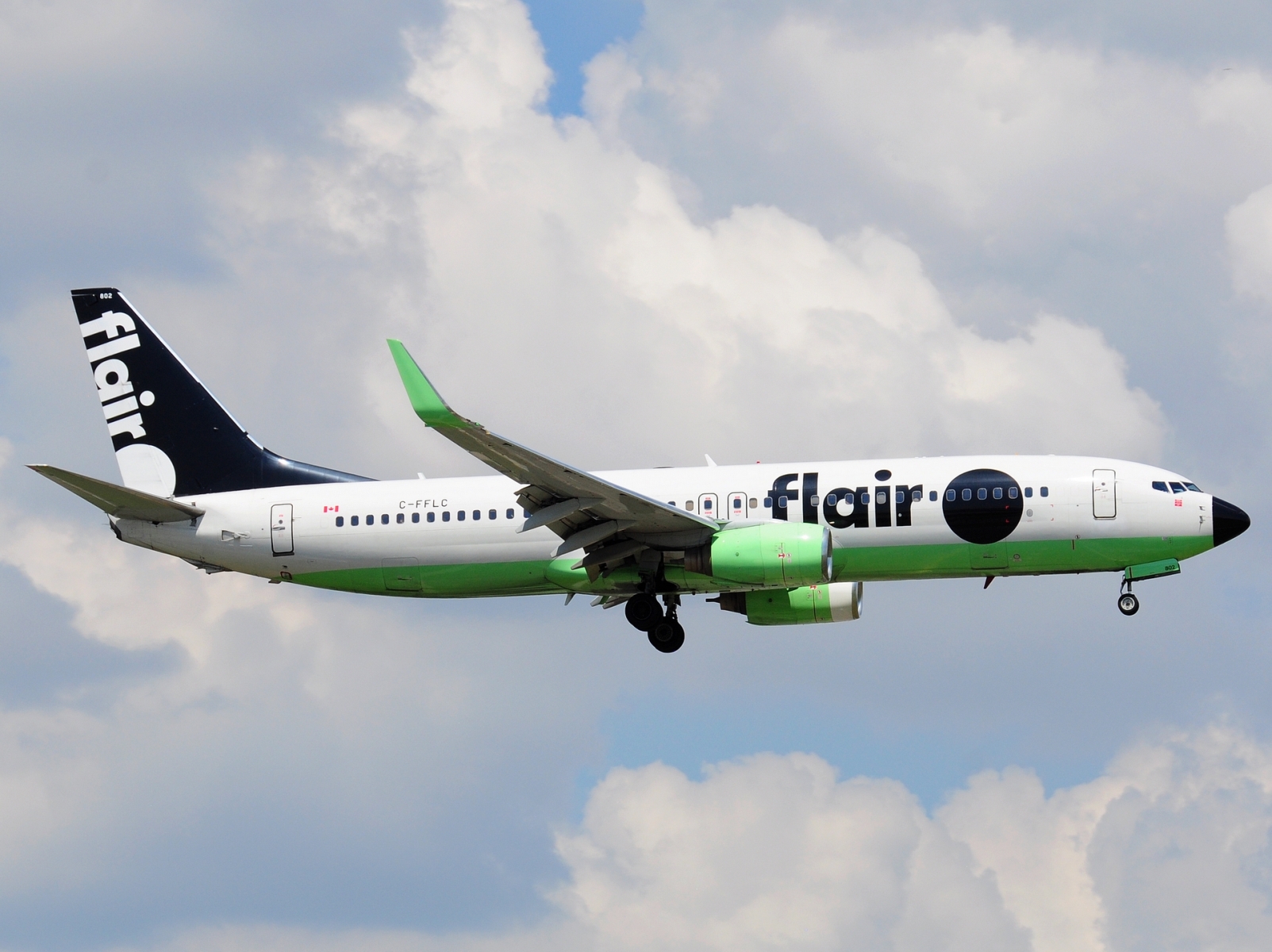 C-FFLC _ 737-86J(WL) _ Flair Airlines _ YYZ _ CYYZ _ 27-06-2026