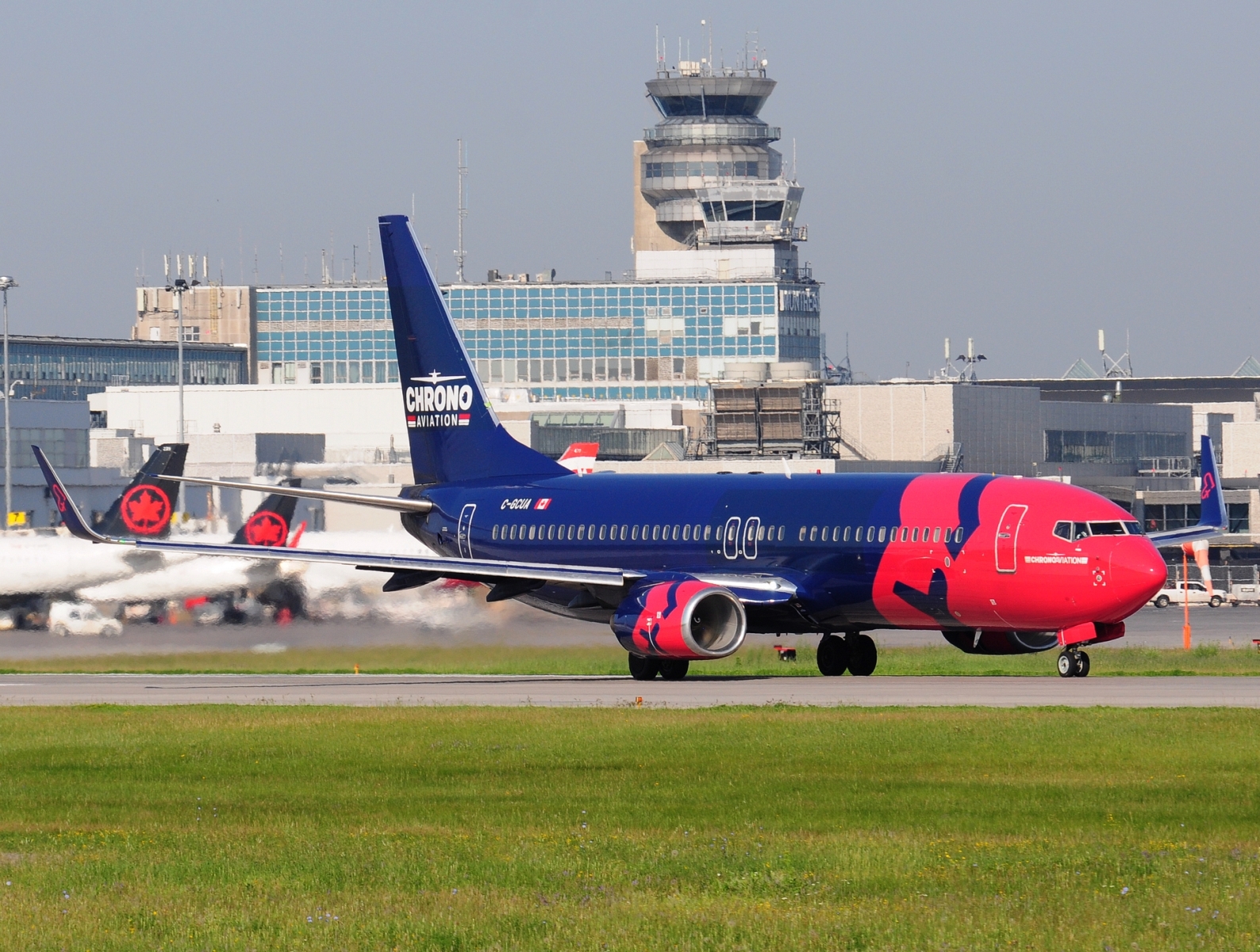C-GCUA _ 737-8Q8(WL) _ Chrono Aviation _ YUL _ CYUL _ 28-06-2026