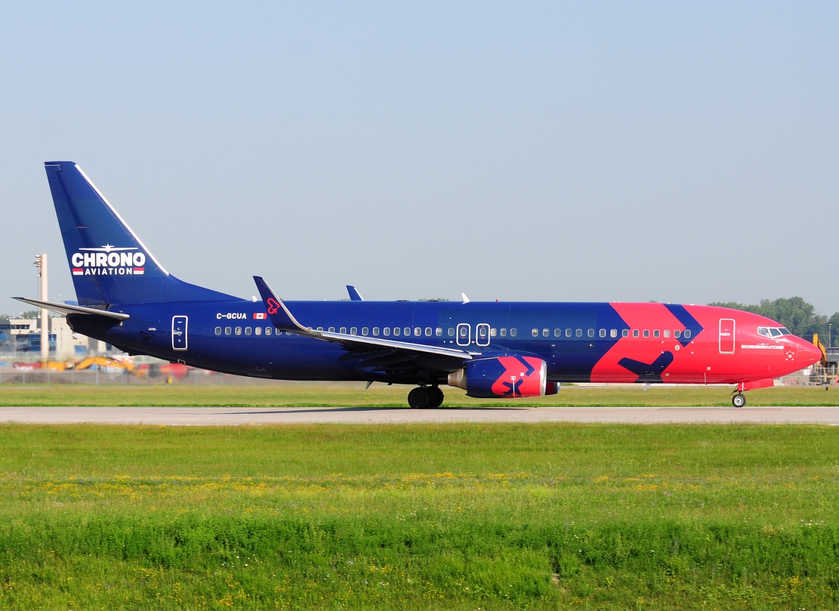 C-GCUA _ 737-8Q8(WL) _ Chrono Aviation _ YUL _ CYUL _ 28-06-2026
