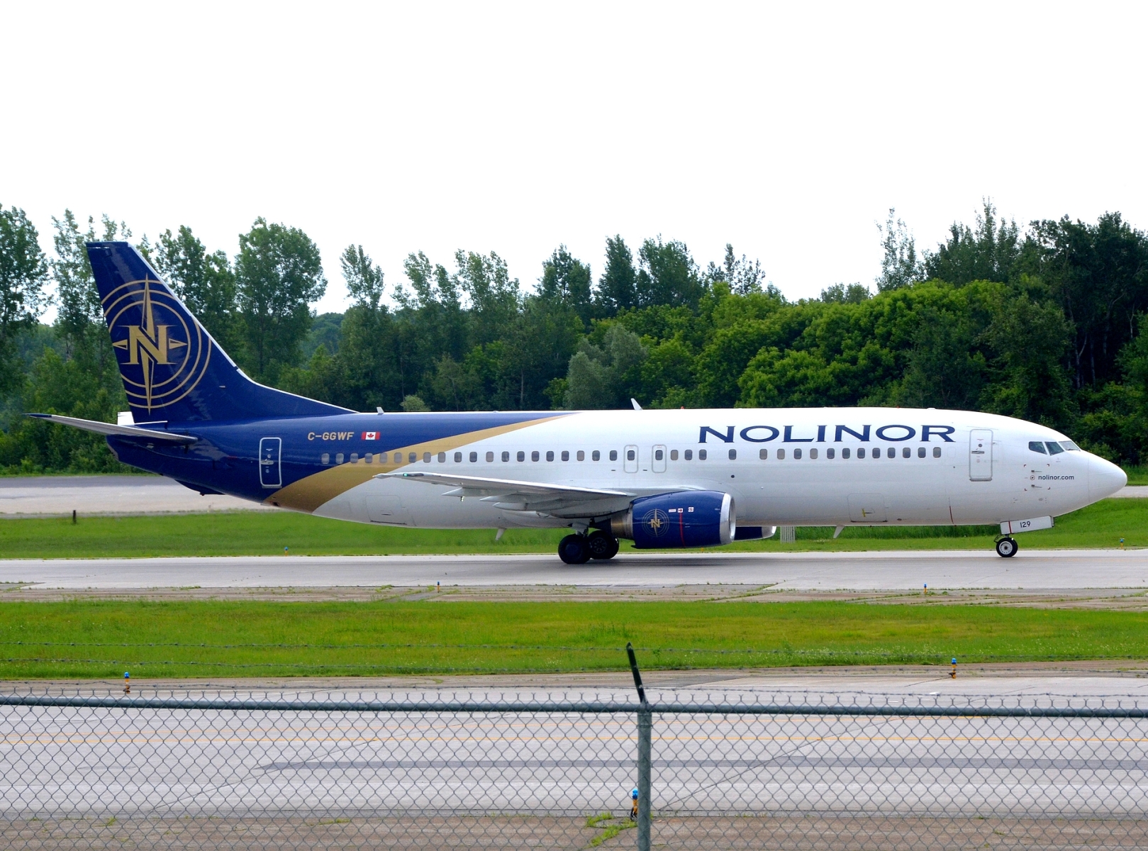 C-GGWF _ 737-4K5 _ Nolinor Aviation _ YMX _ CYMX _ 25-06-2026