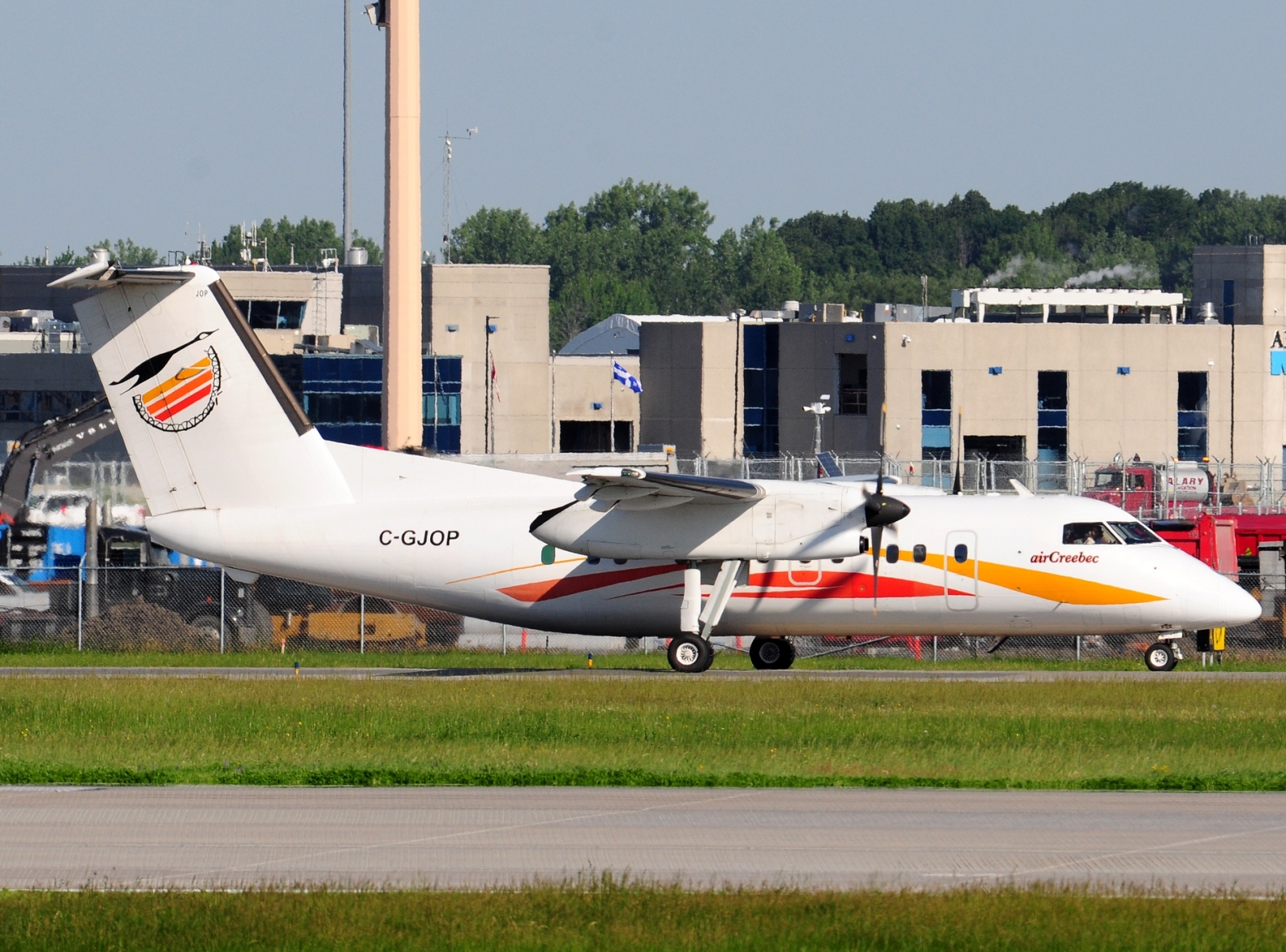 C-GJOP _ DHC-8-102 _ Air Creebec _ YUL _ CYUL _ 25-06-2026