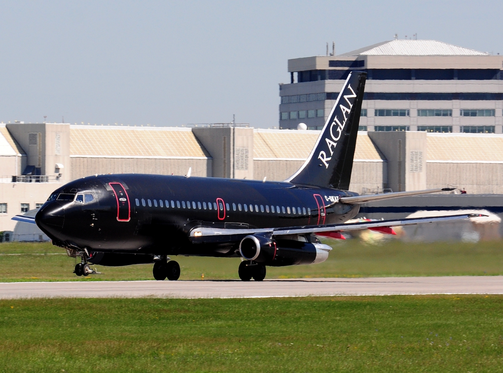C-GKAT _ 737-247 _ Glencore Canada Corp _ YUL _ CYUL _ 25-06-2026